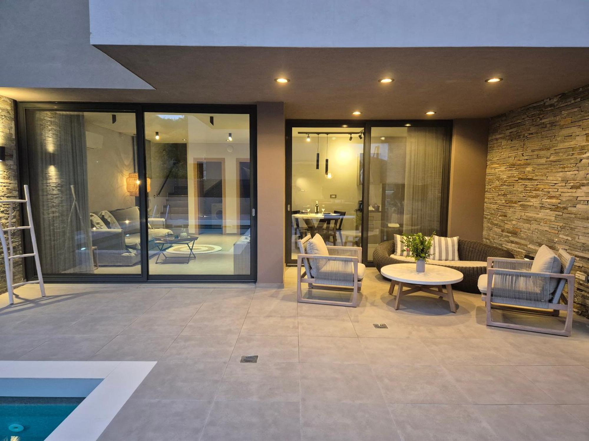 Vila Aguacate Meliti With Heated Private Swimming Pool *